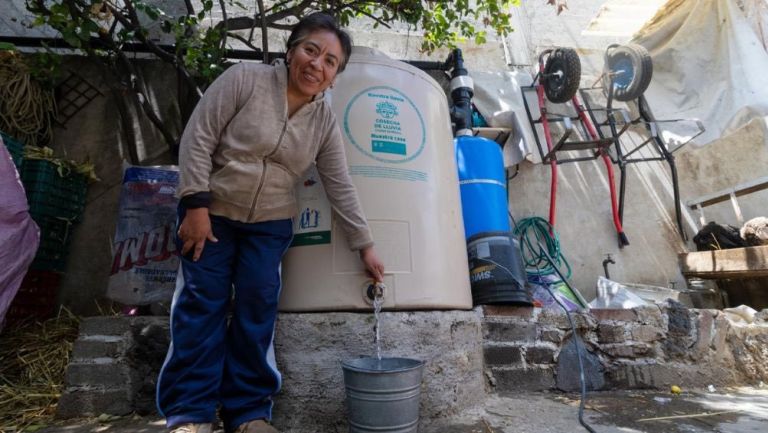 ¿No tienes agua? Inscríbete para tener un cosechador de lluvia