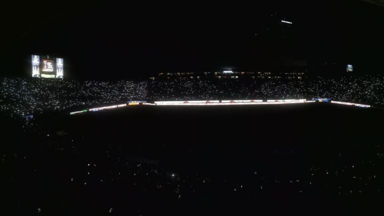 El Estadio de León se quedó sin luz