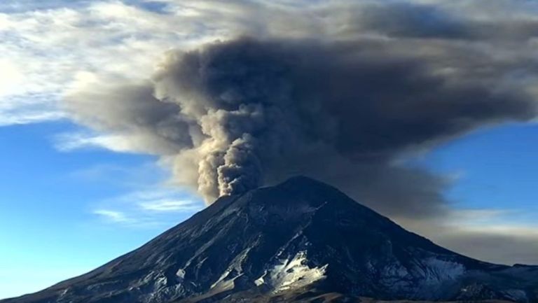 El 'Popo' sigue dando espectáculo; cómo amaneció este jueves 22 de febrero