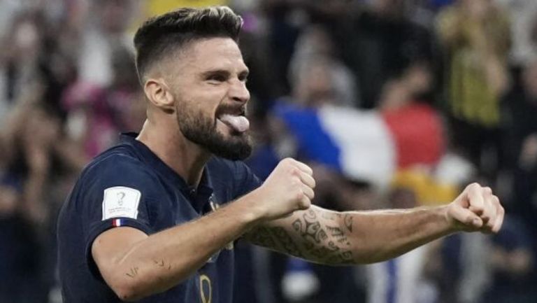 Giroud suena como opción para sustituir a Vela en el LAFC