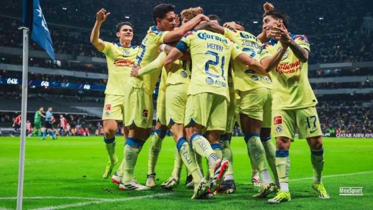 América celebra el pase a los Cuartos de Concachampions