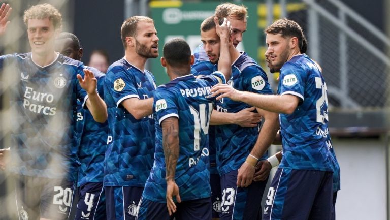 Santiago Giménez acumuló cinco partidos sin marcar en la victoria de Feyenoord ante Fortuna Sittard