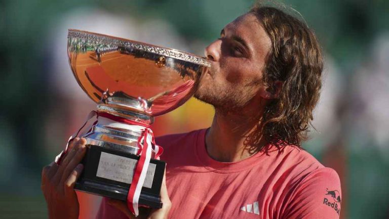 Stefanos Tsitsipas se corona en Montecarlo tras vencer en sets corridos a Casper Rudd