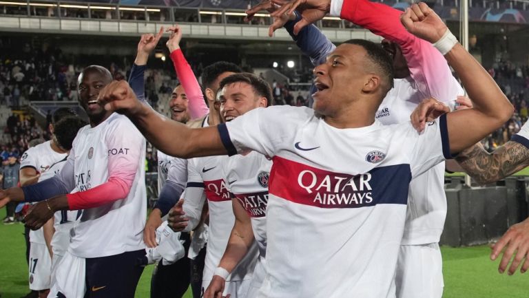 Barcelona y PSG se encararon en el túnel del estadio tras burlas de Mbappé