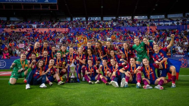 Staff repartió medallas a Barcelona Femenil