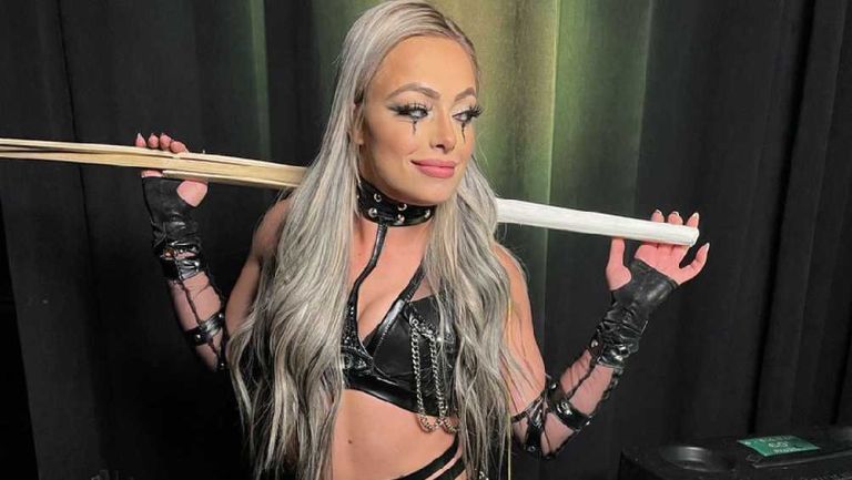 Liv Morgan revela que luchadora de la WWE se tira flatulencias arriba del ring