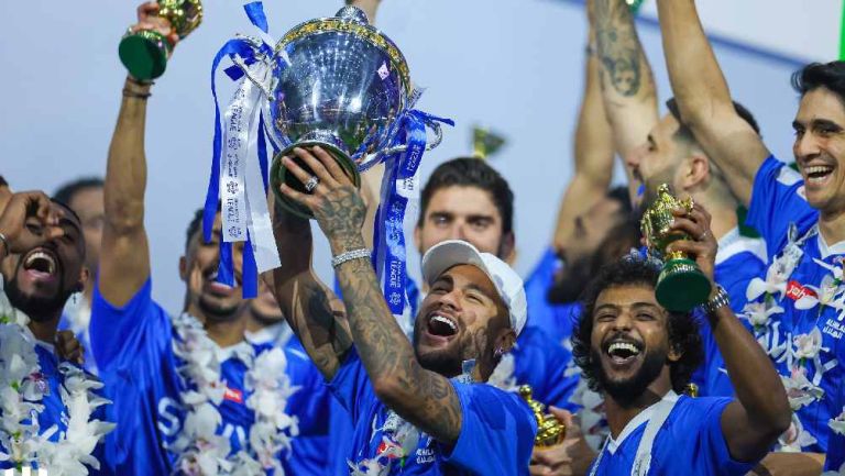 Neymar festejó el título de Al Hilal a pesar de perderse toda la temporada