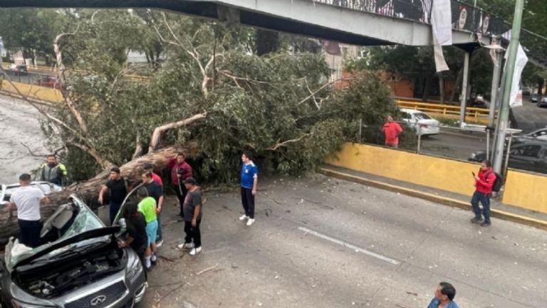 Se recomienda a la población que tome sus precauciones si se encuentra en las inmediaciones del área 