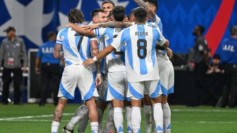 Argentina sufrió pero venció a Canadá
