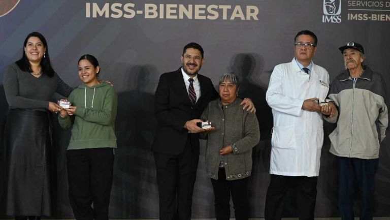 IMSS-Bienestar: Comenzó la entrega de credenciales para recibir atención médica gratuita