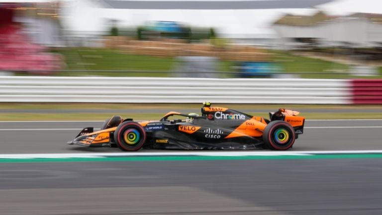 Lando Norris domina la FP1 del GP de Gran Bretaña; Checo Pérez no tuvo participación