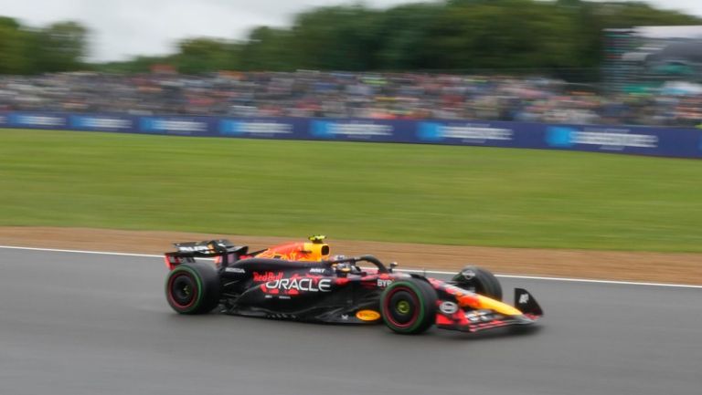 Checo Pérez pidió disculpas por el error en la qualy