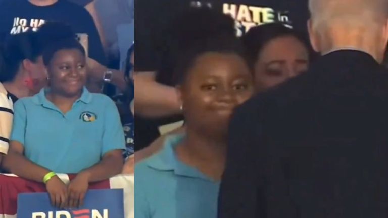 En el video se muestra la mujer incomoda por el momento en que Joe Biden la ignora