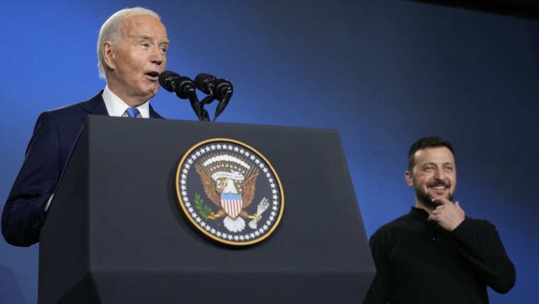 Joe Biden se equivoca otra vez… Confundió al Presidente de Ucrania con Vladimir Putin