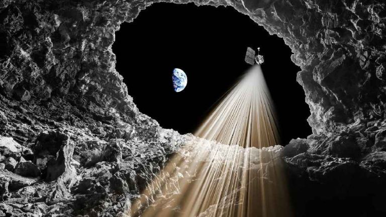 Científicos descubren cueva en la Luna que podría servir de refugio para astronautas