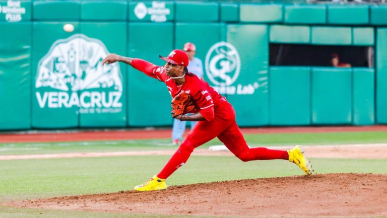 ¡Imparables! Diablos Rojos blanquea a El Águila y llegan a 10 victorias al hilo