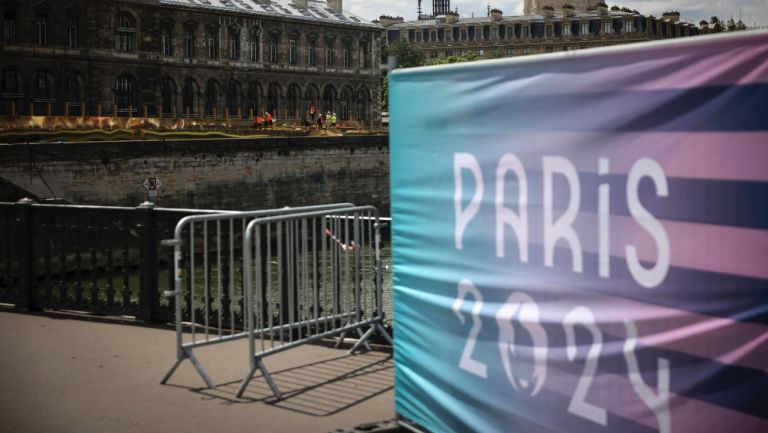 París 2024 pospone Triatlón Varonil por el exceso de contaminación en el Río Sena