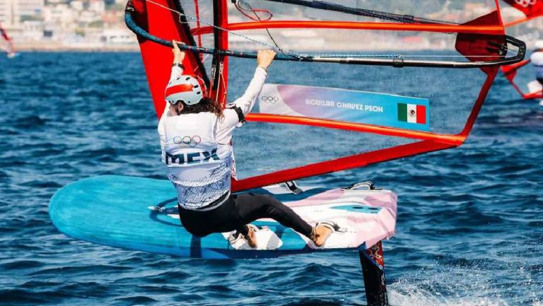 Mariana Aguilar, velerista mexicana, terminó 12 tras dos regatas