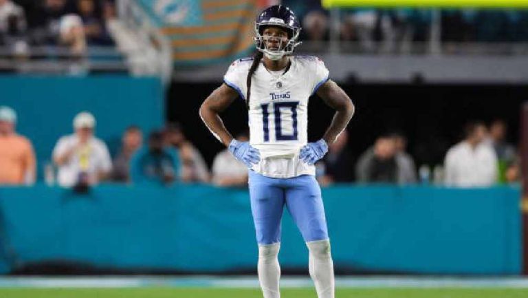 Deandre Hopkins será baja de 4 a 6 semanas con los Titans por lesión de rodilla