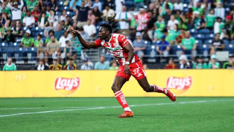 Diber Cambindo celebra su primer gol en esta Leagues Cup