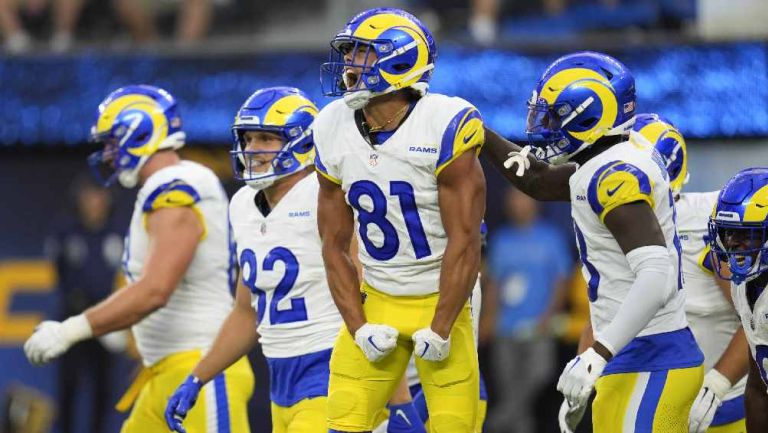 Jugadores de los Chargers quedan atrapados en elevador de hotel