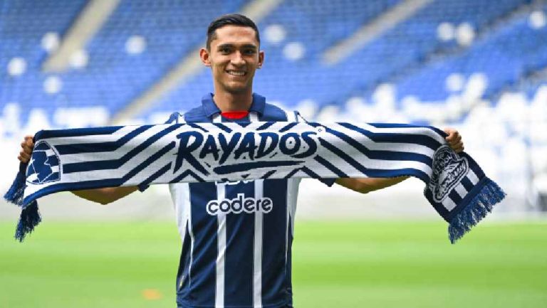 Fidel Ambriz fue presentado como nuevo refuerzo de Rayados