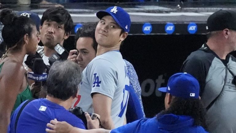 Fan no devolvió la histórica pelota del 50-50 de Shohei Ohtani