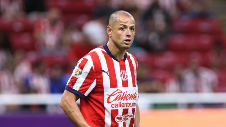 Chicharito vuelve a perderse un juego de visita: ¿Cuál es su balance fuera de casa con Chivas?