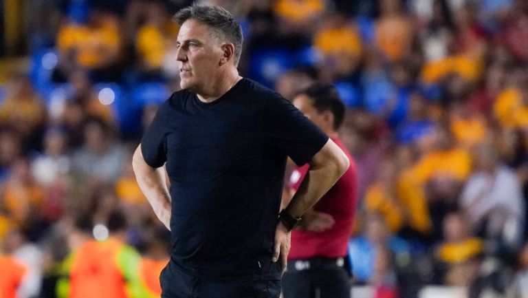 Eduardo Berizzo sobre el arbitraje del partido ante Tigres: 'Nos obligaron al sobreesfuerzo'