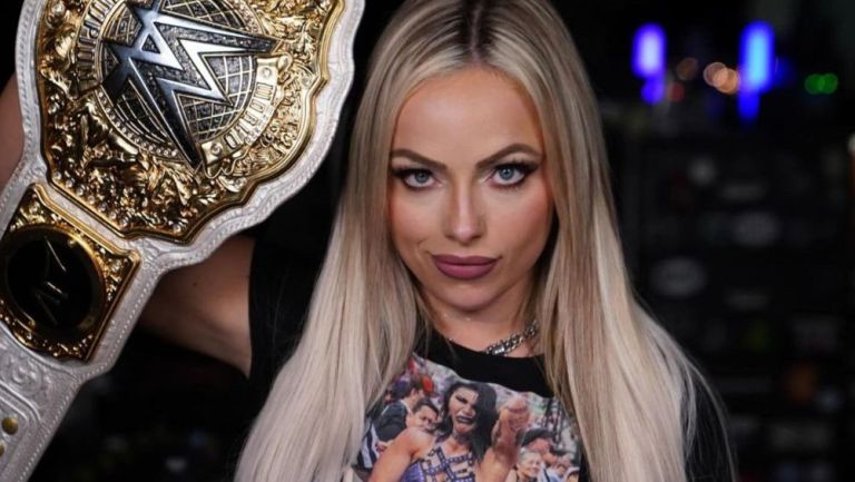 WWE Bad Blood 2024: Liv Morgan retiene el Campeonato Mundial Femenino ante Rhea Ripley 