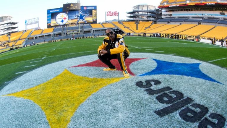 ¡Invitado especial! Snoop Dogg hace presencia en el Steelers vs Cowboys