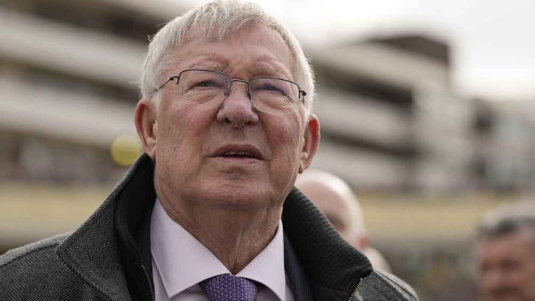 Alex Ferguson dejará de ser embajador del Manchester United