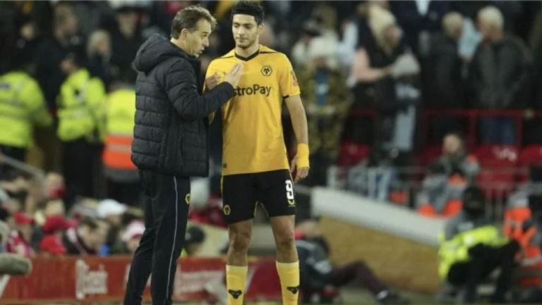 Raúl Jiménez junto a Julen Lopetegui