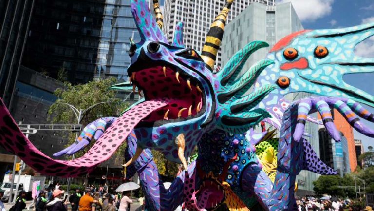 Así se vivió el Desfile de Alebrijes Monumentales y la Marcha Zombie en CDMX 