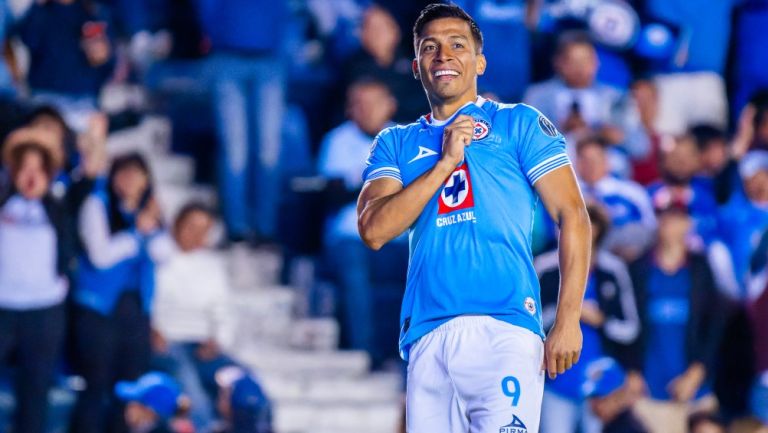 Cruz Azul goleó a Juárez FC y asegura Liguilla directa