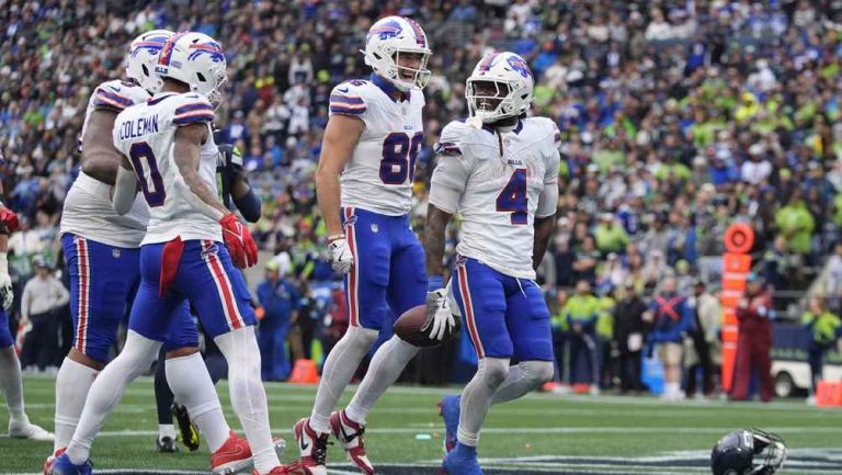 Jayden Daniels lanza un Hail Mary para vencer a los Chicago Bears de último minuto