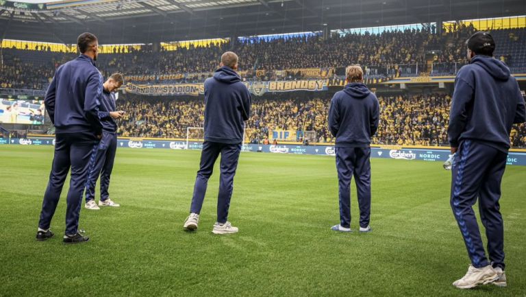 Los aficionados del Brondby y del Copenhague generaron disturbios