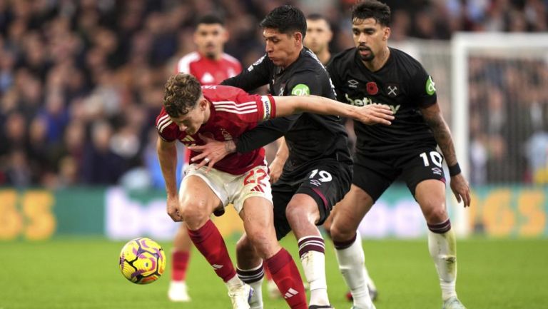 Edson dejó a West Ham con un hombre menos antes del descanso