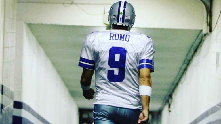 ¡No lo olvidan! Aficionados de los Cowboys 'exigían' a Tony Romo en el duelo ante Eagles