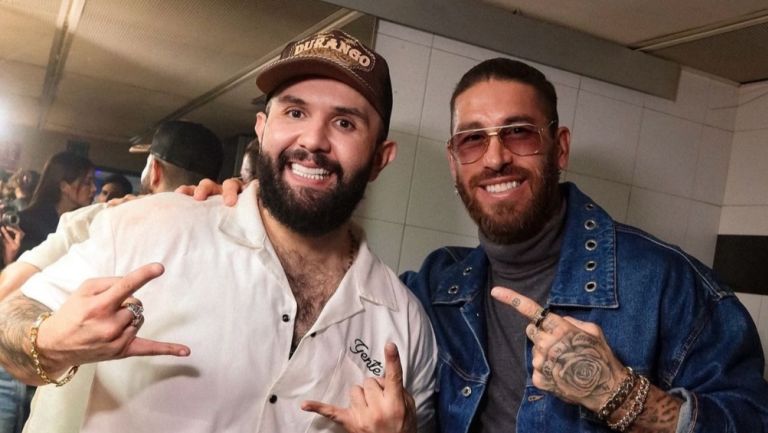 ¿Sergio Ramos cuelga los botines por la música?