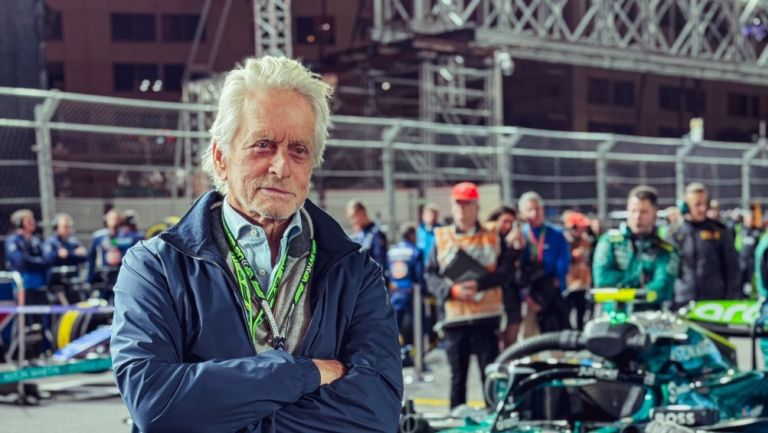 El actor, Michael Douglas, estuvo presente en el GP de Las Vegas 