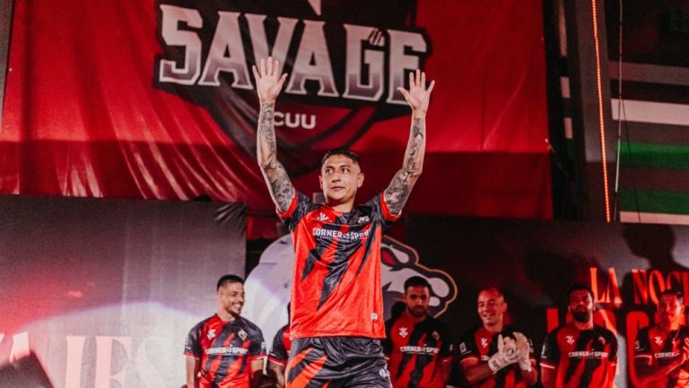 Club Savage presenta su nueva indumentaria