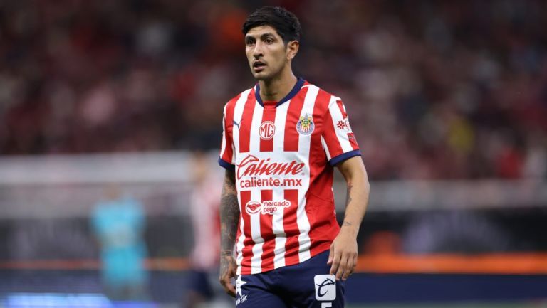 Víctor Guzmán, de fichaje bomba a moneda de cambio para Chivas 