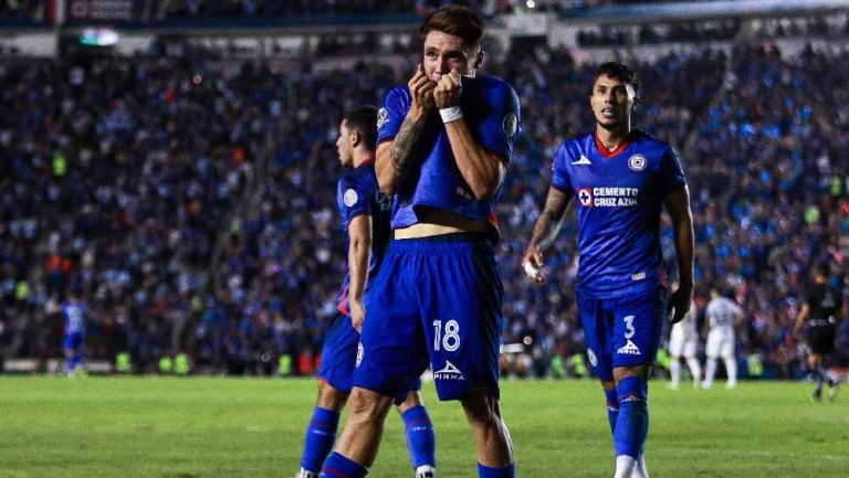 Rodrigo Huescas descarta molestia con Cruz Azul: 'Me debo a ellos, siempre voy a estar agradecido'