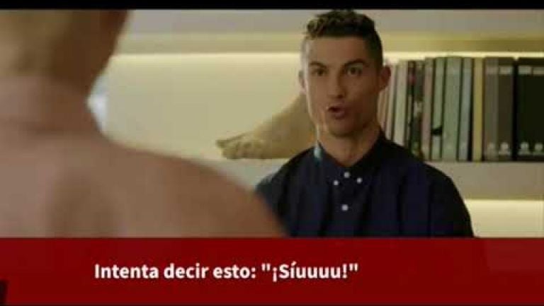 Embedded thumbnail for La divertida charla de un robot con Cristiano Ronaldo 